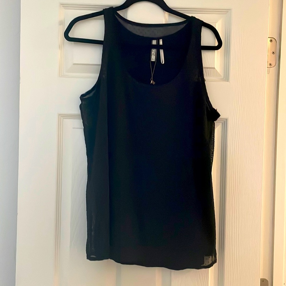 lined flowy tank